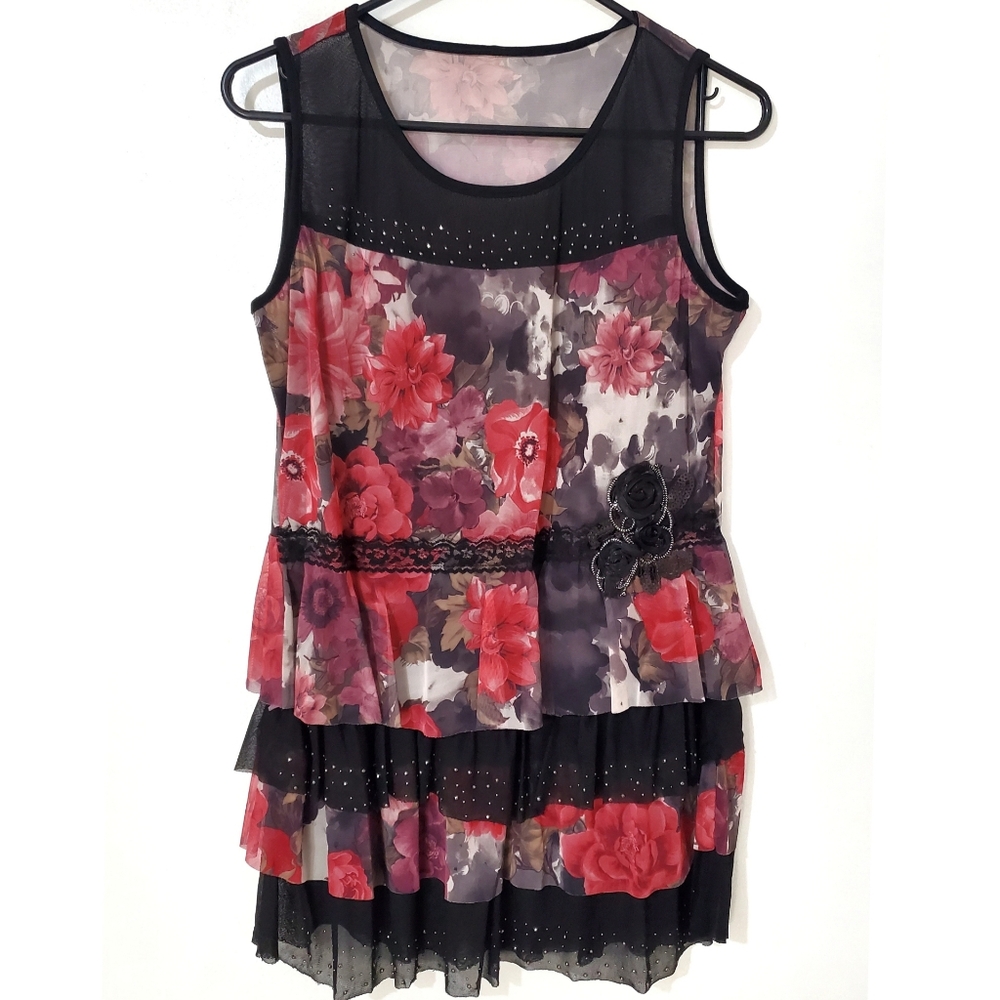 NWOT Women's Floral BlouseTeared Sleeveless Tank Top - No Brand